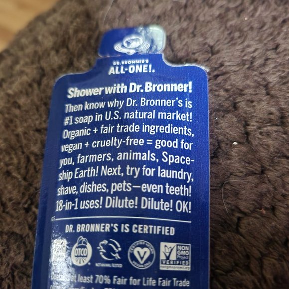 dr. bronners 18-in-1 hemp peppermint PURE CASTILE SOAP - Picture 2 of 3